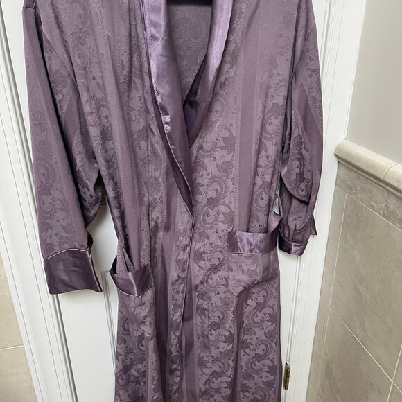 Vintage Victoria Secret Gold Label purple satin robe Valentines Day M/L - Picture 10 of 12
